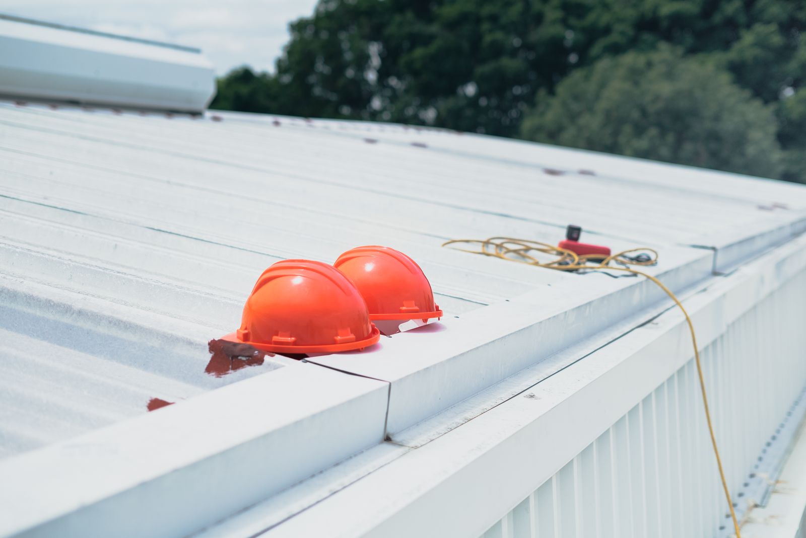 Impermeabilización y reparación de cubierta por Construcciones Ribazo